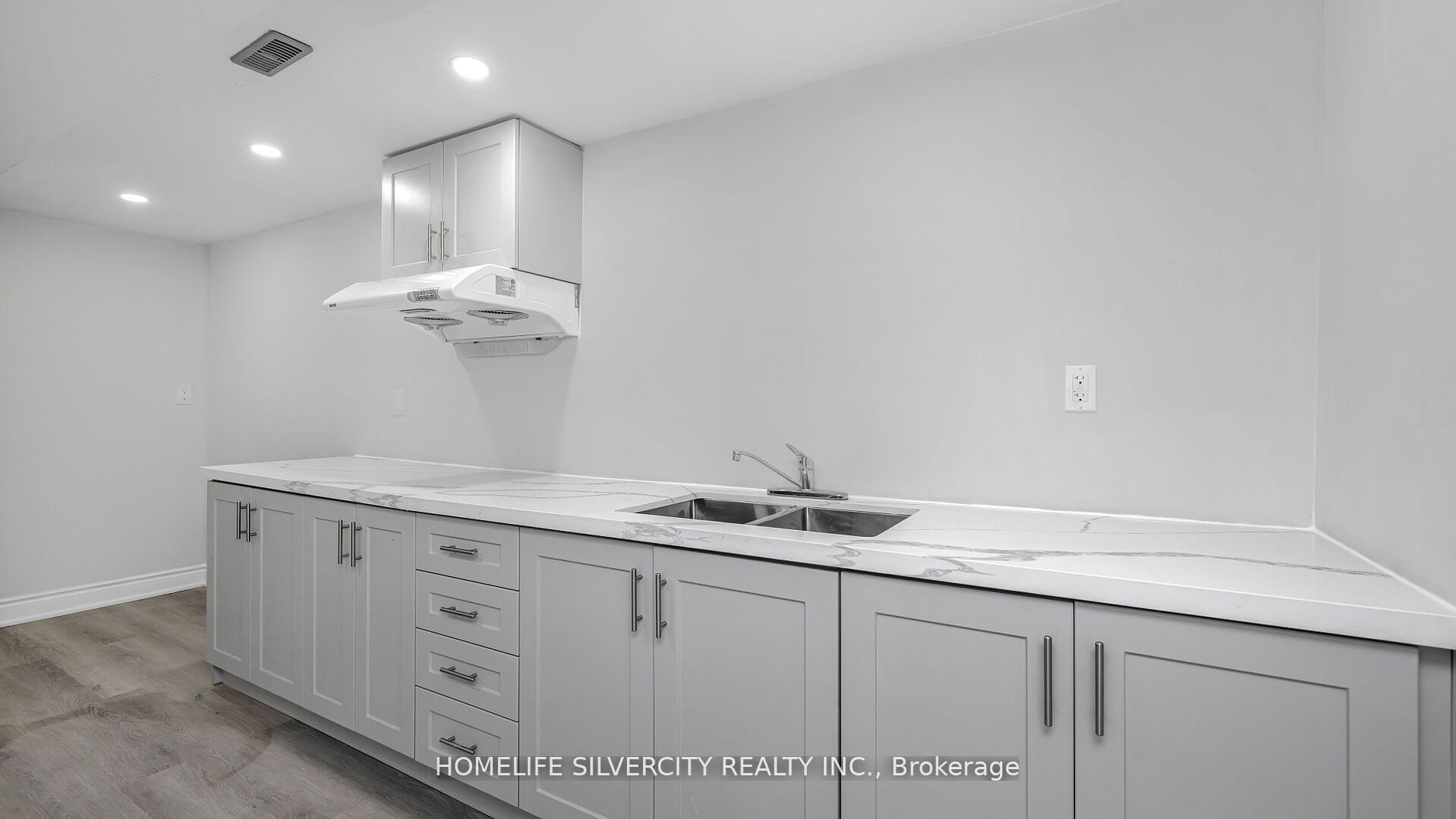1020 Central Park Dr, #73