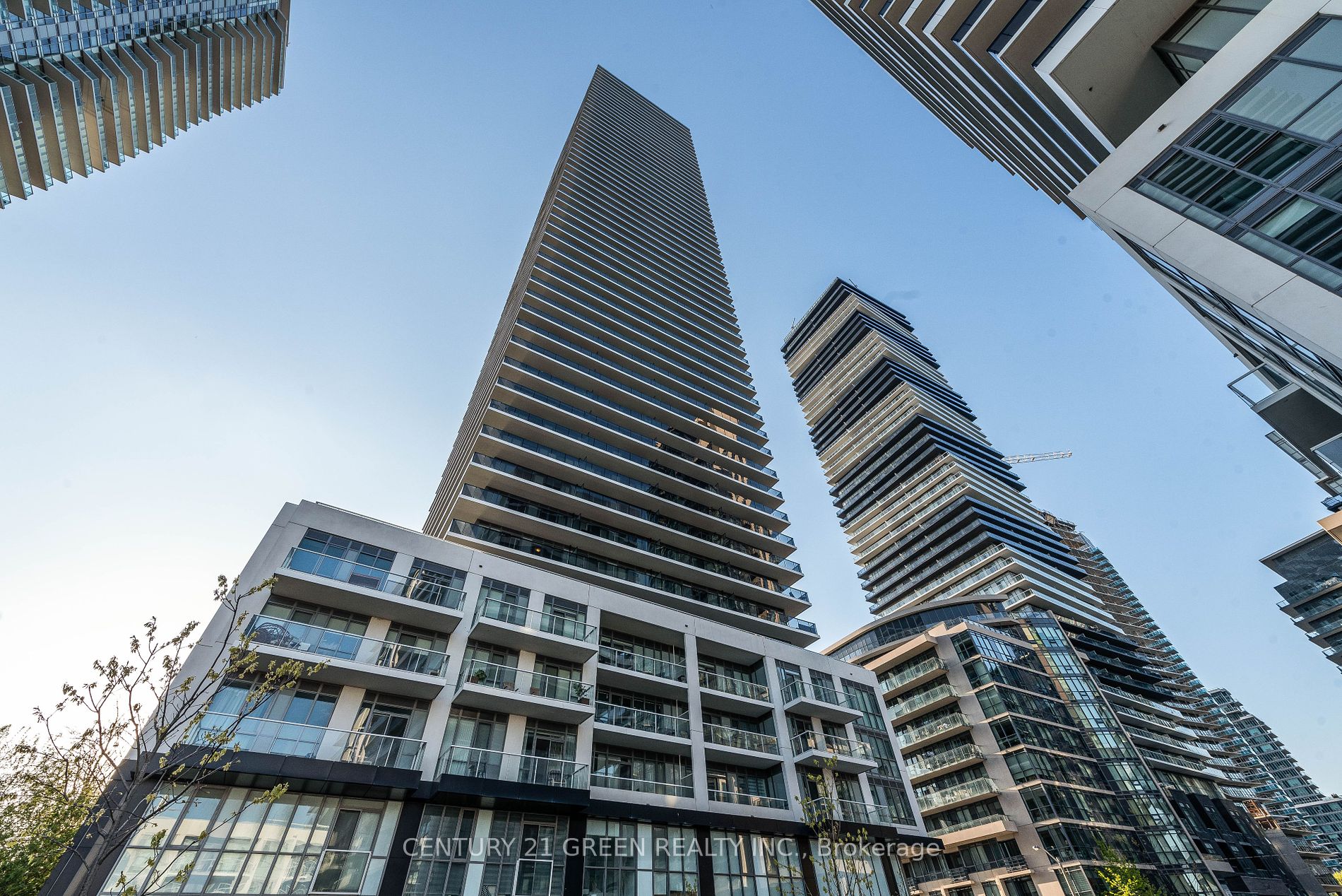 70 Annie Craig Drive, #608