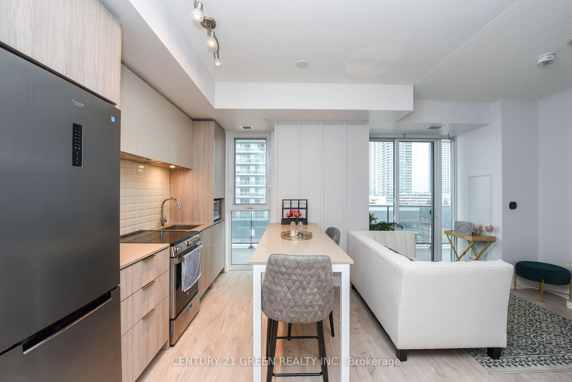 70 Annie Craig Drive, #608