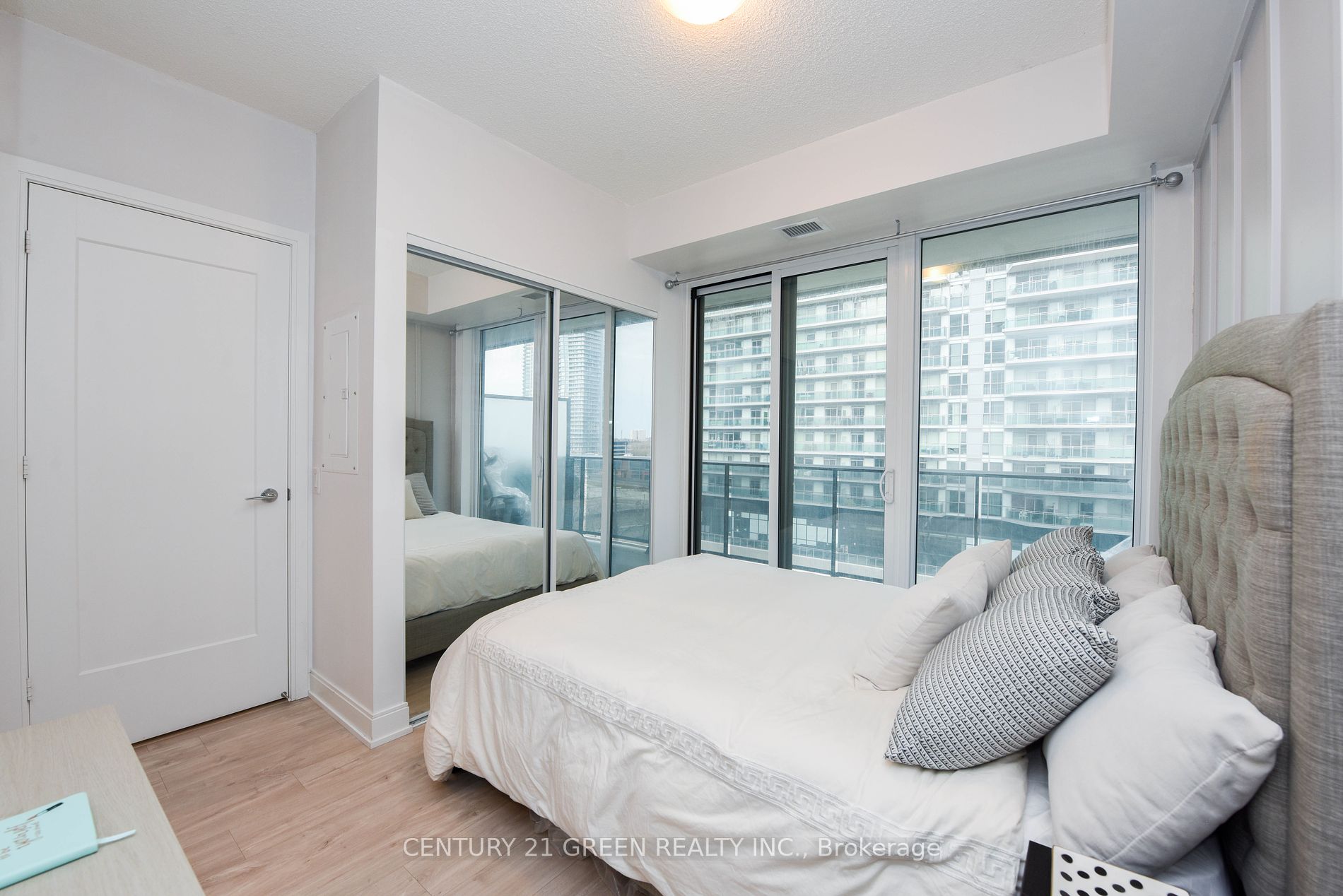 70 Annie Craig Drive, #608