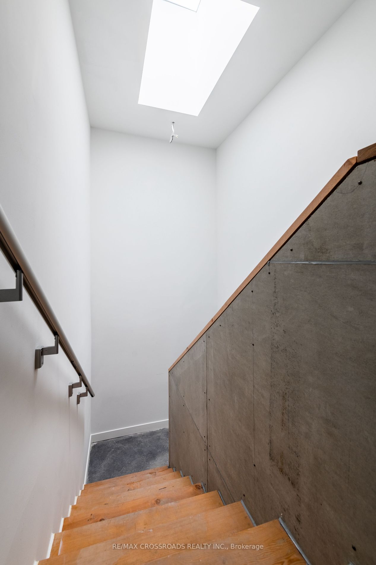 3333 Dundas Street W #3A