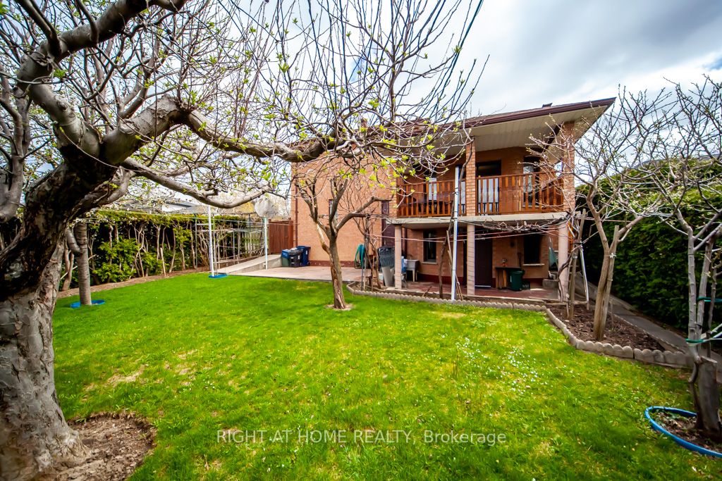 18 Palamar Rd