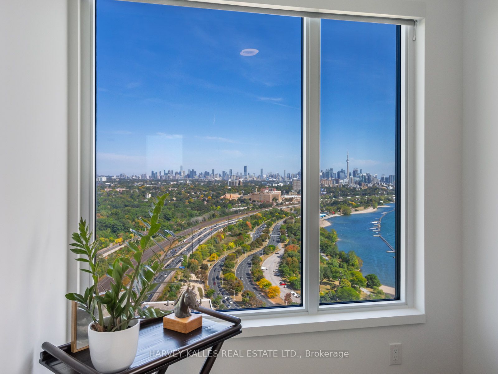 1926 Lake Shore Blvd W, #3906