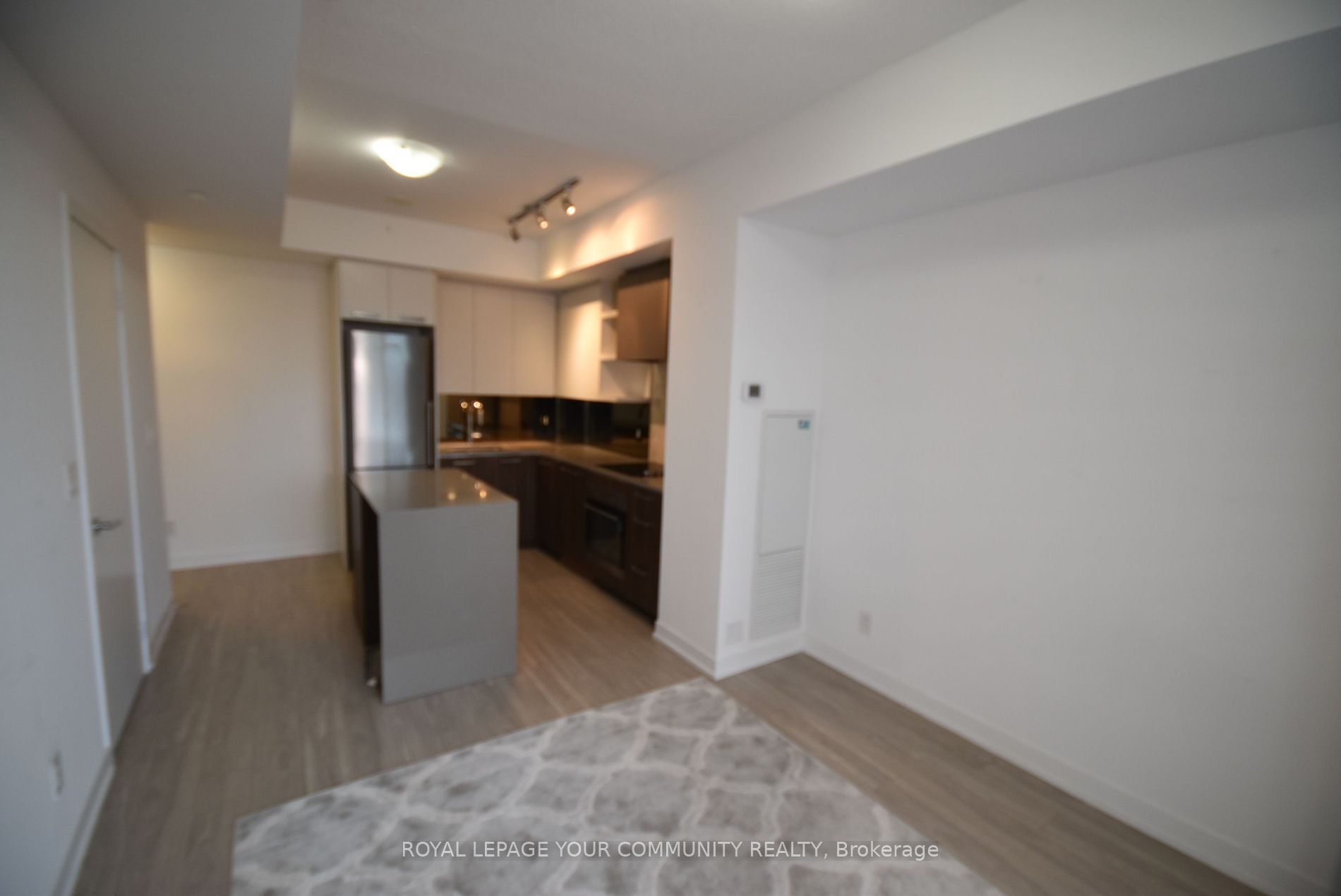 1830 Bloor St W, #439
