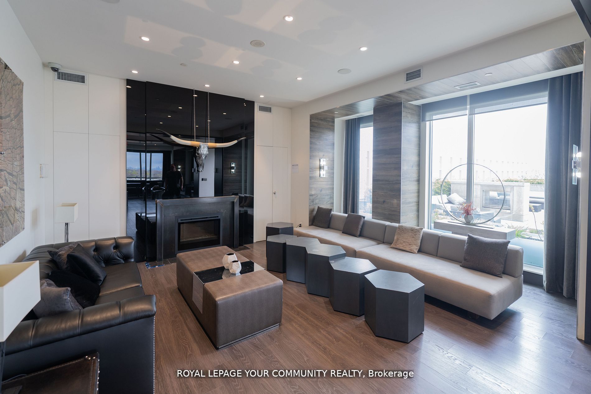 1830 Bloor St W, #439