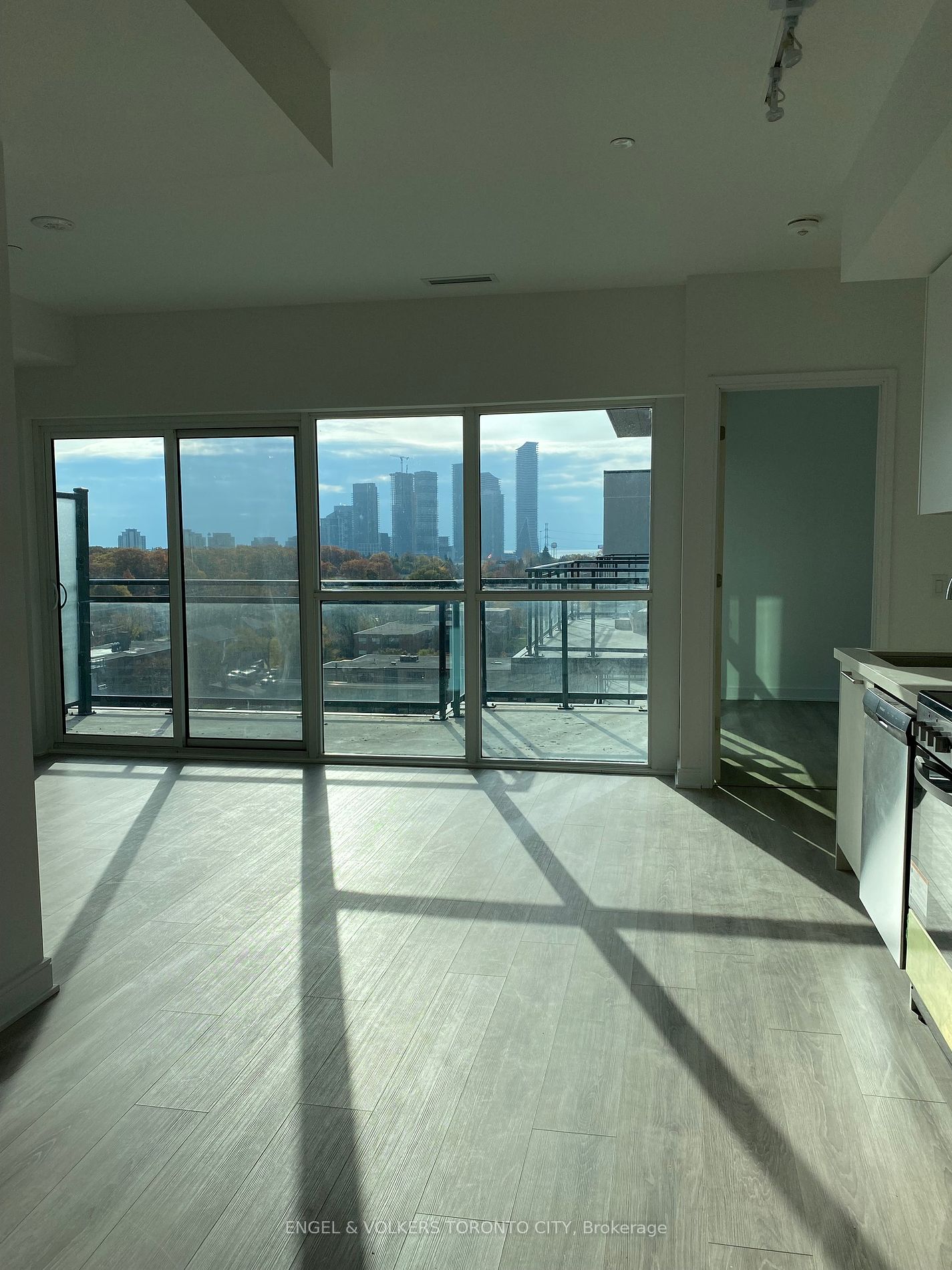 25 Neighbourhood Lane, #1012