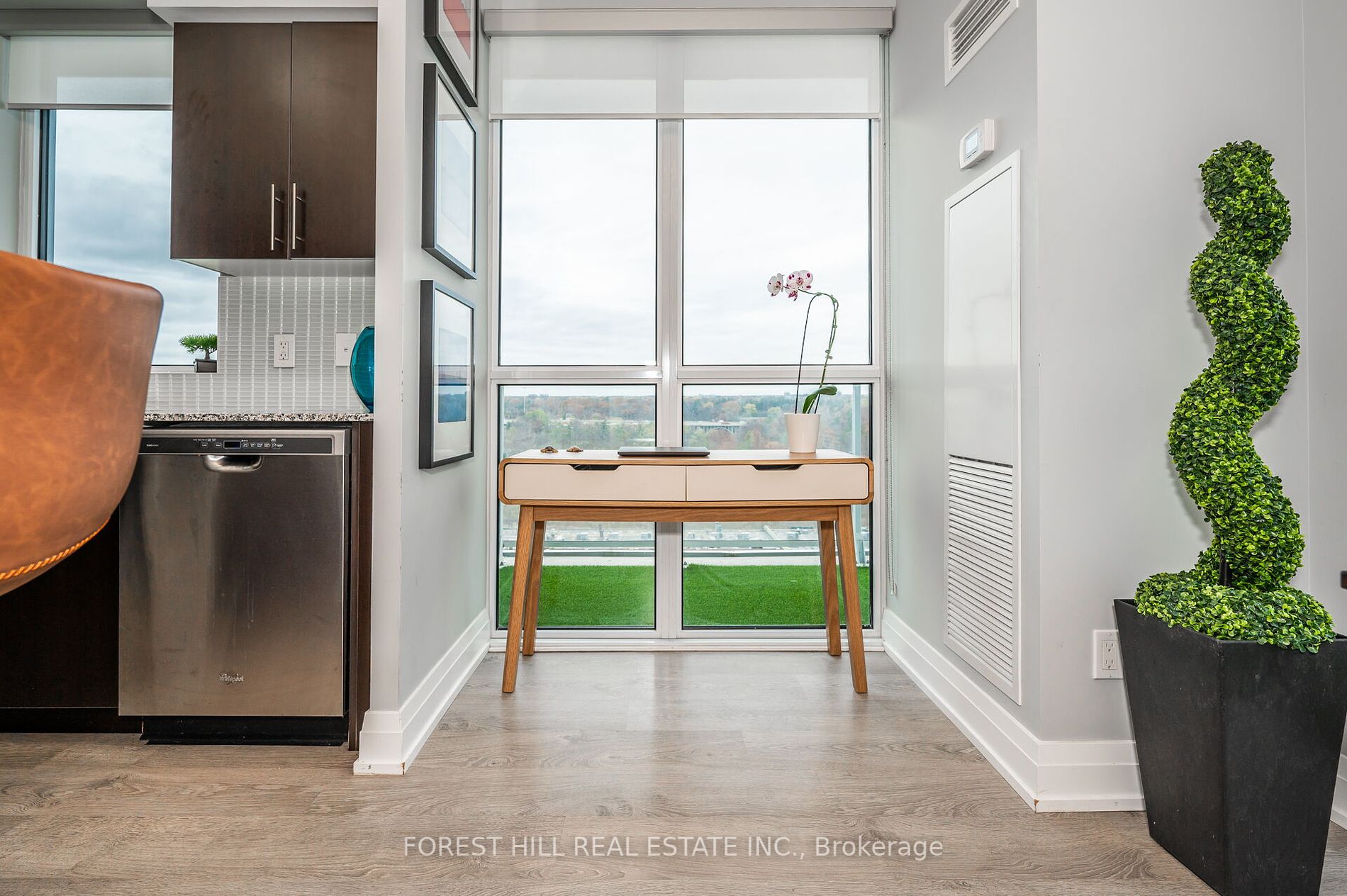 65 Speers Rd, #1003