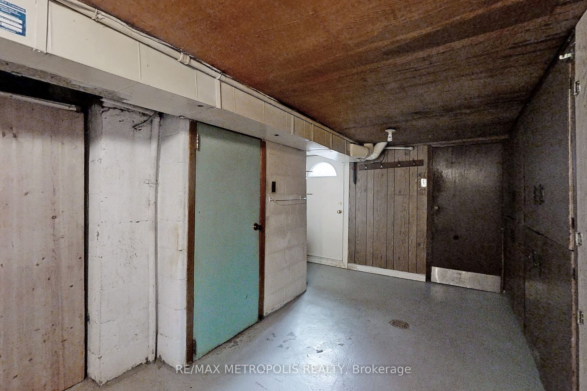 166 Harvie Ave