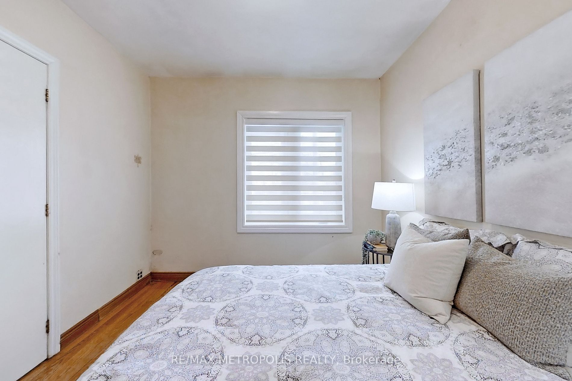 166 Harvie Ave