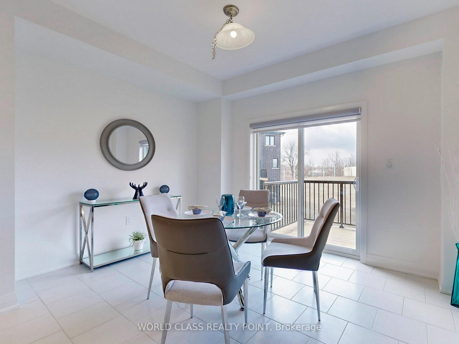 76 Windtree Way