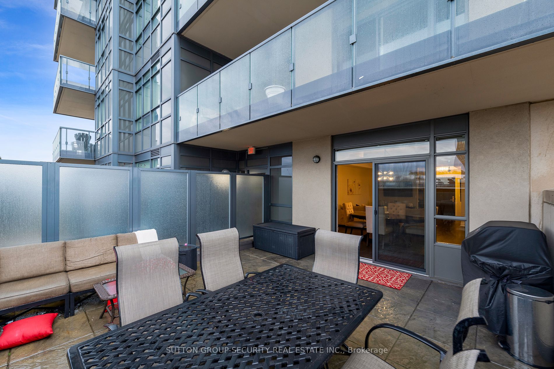 35 Fontenay Court #602