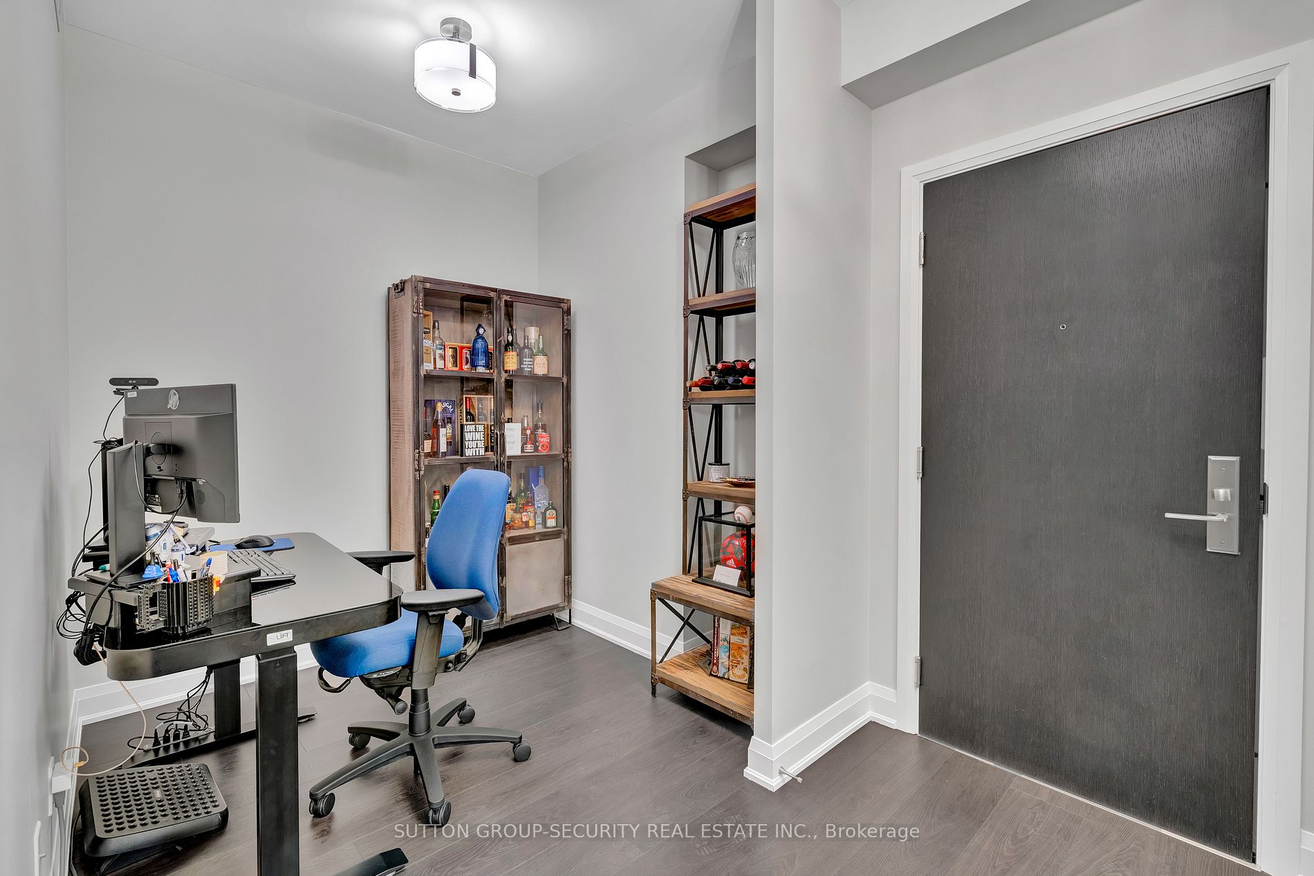 35 Fontenay Court #602