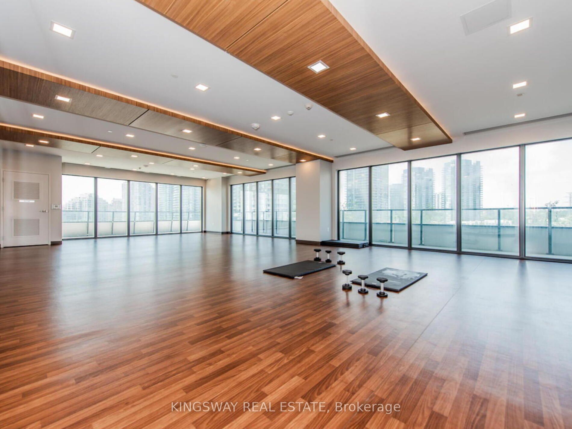 30 Shore Breeze Drive, #1420