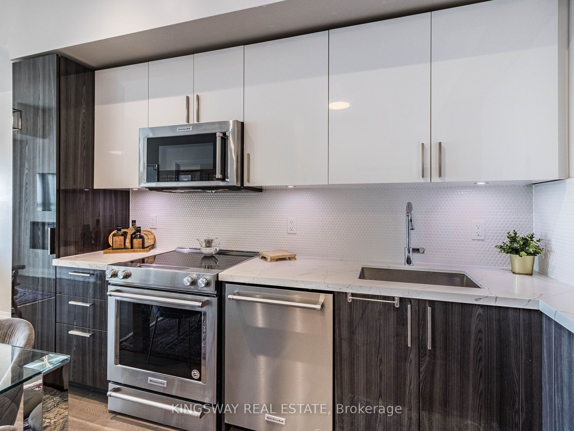 30 Shore Breeze Drive, #1420