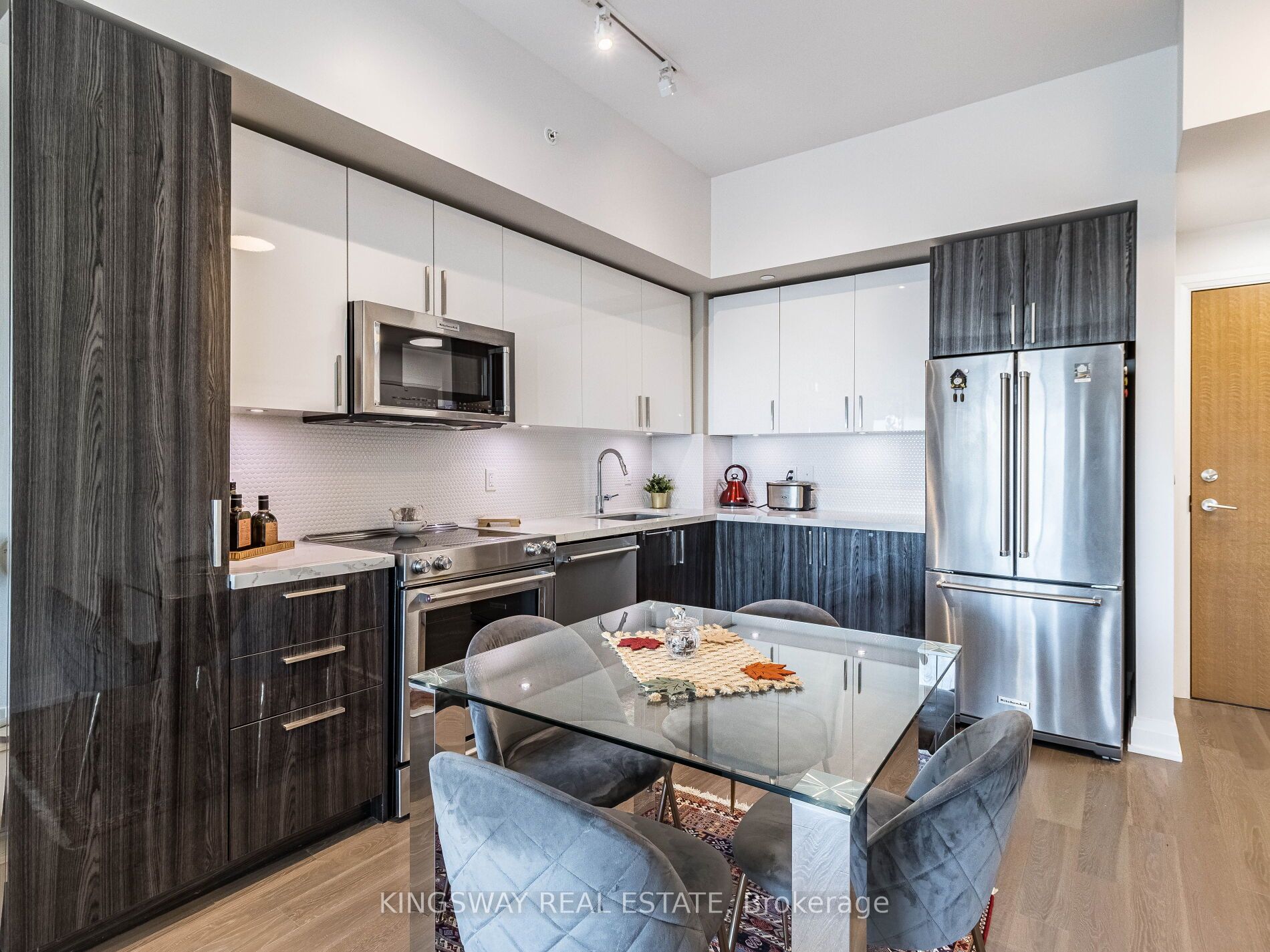 30 Shore Breeze Drive, #1420