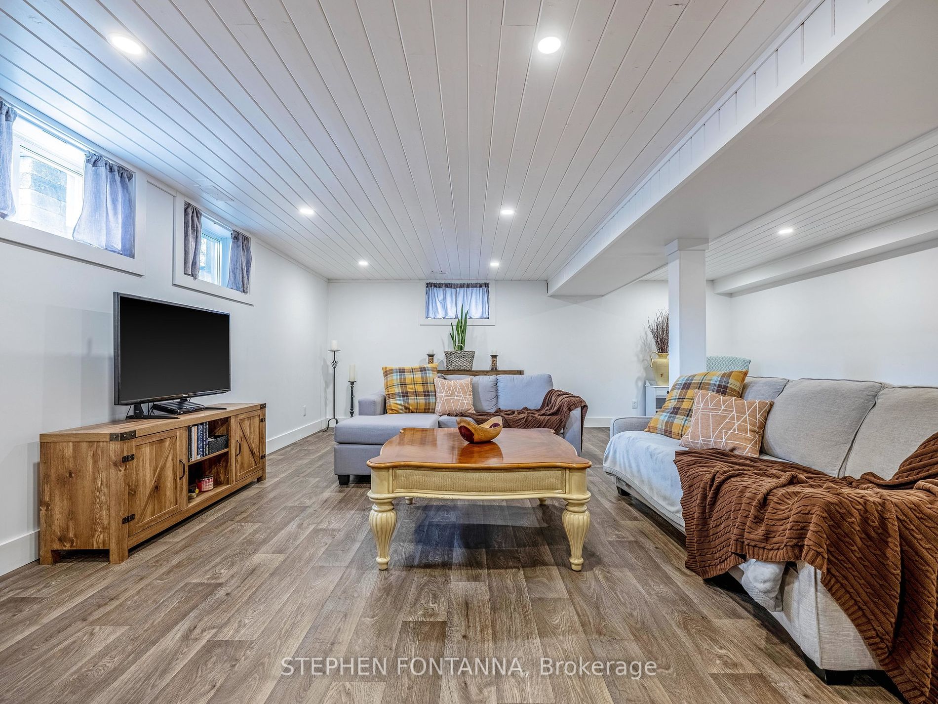 17 Glen Crescent Drive