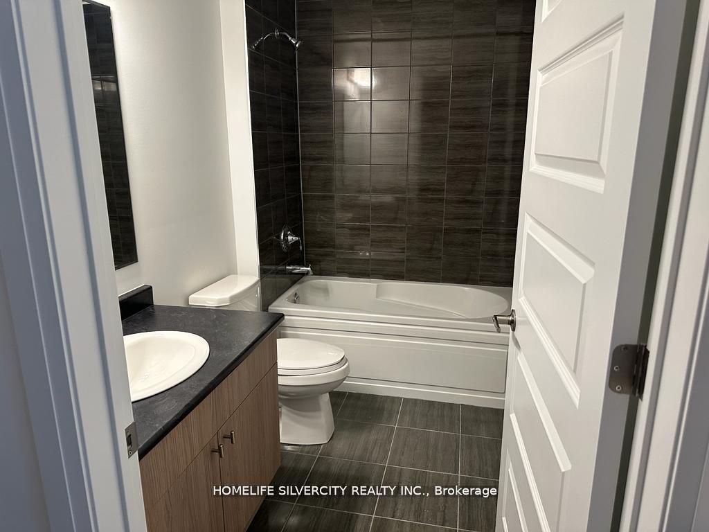 460 Gordon Krantz Avenue, #415