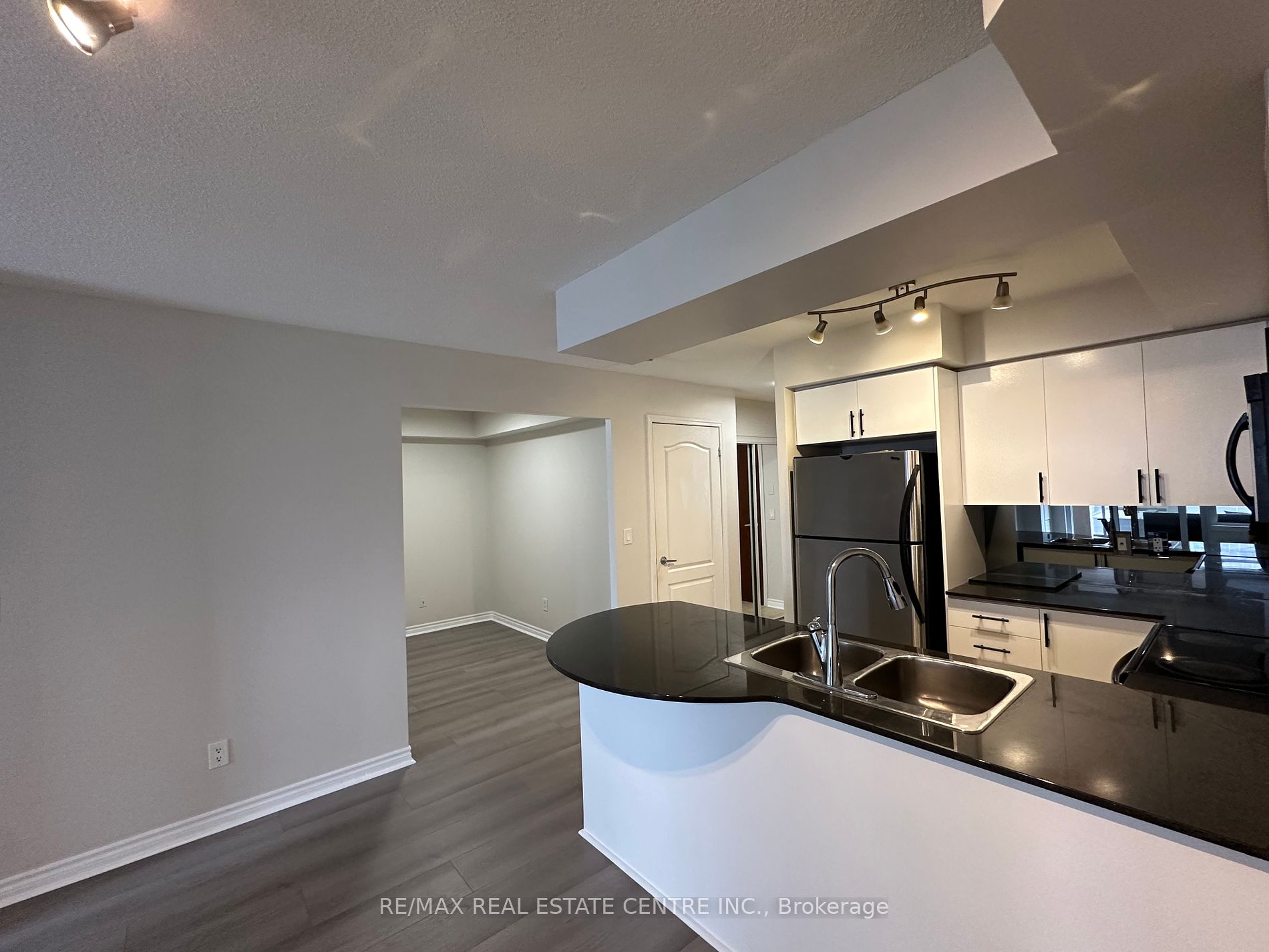 4080 Living Arts Dr, #2304