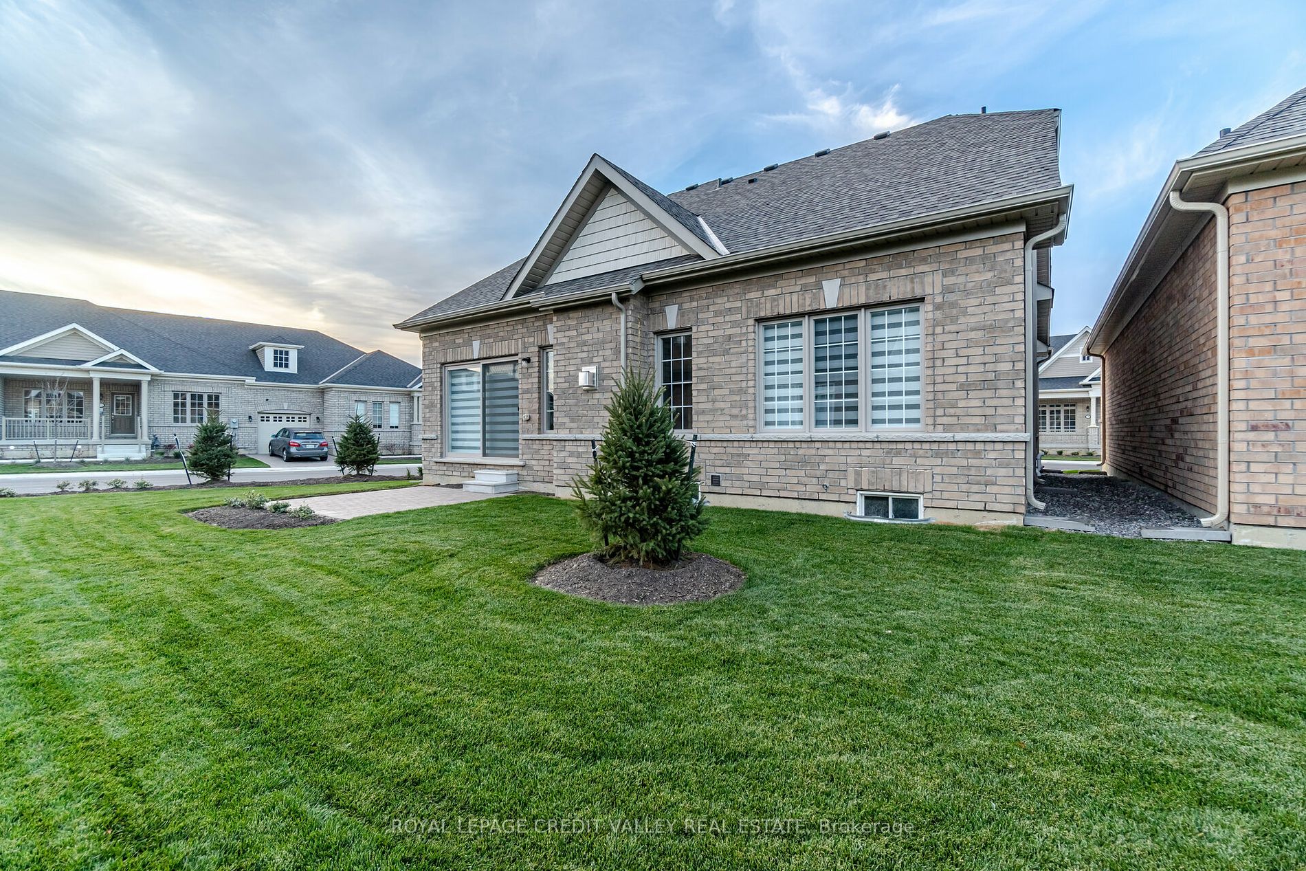 10 Abelia St, #6