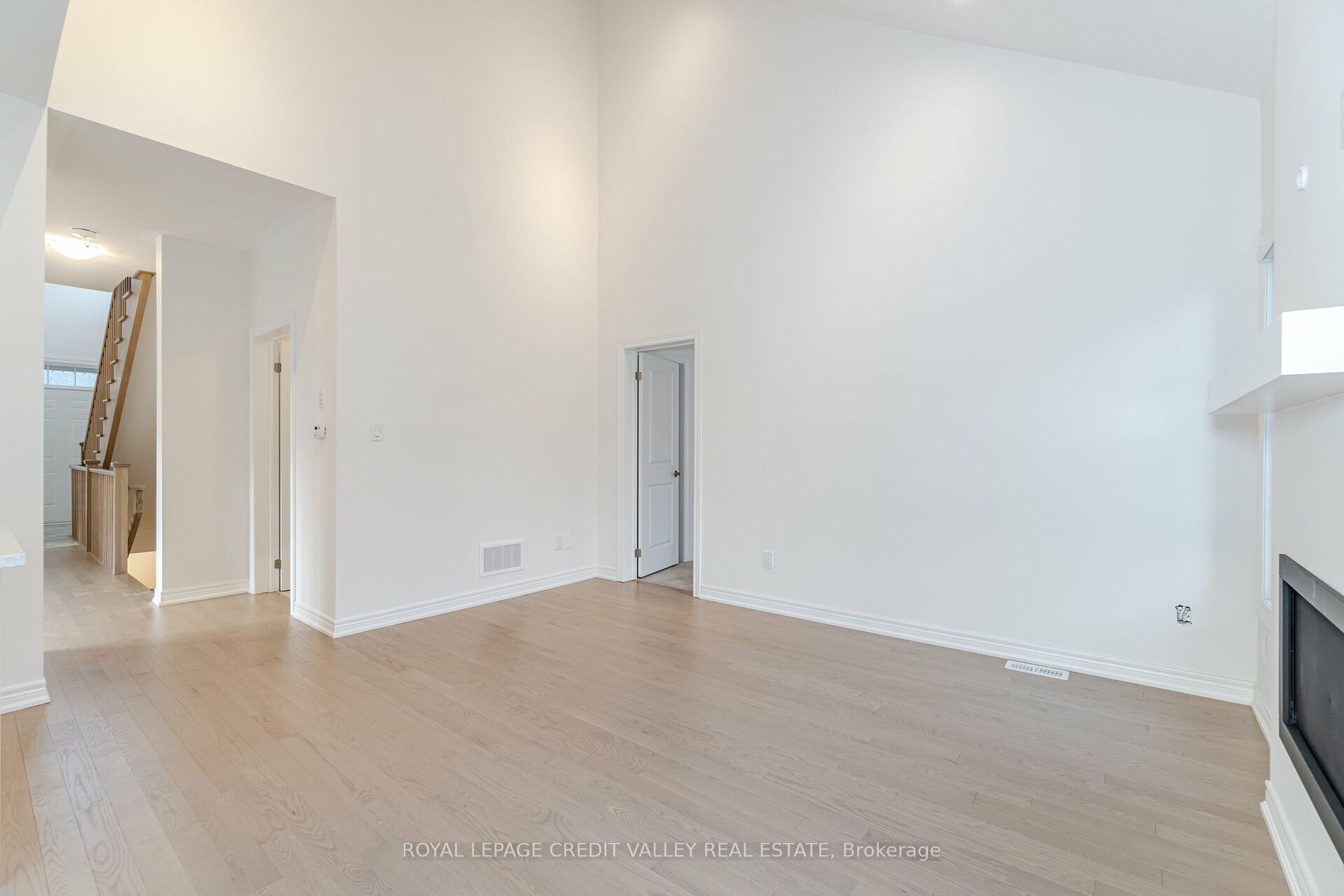 10 Abelia St, #6