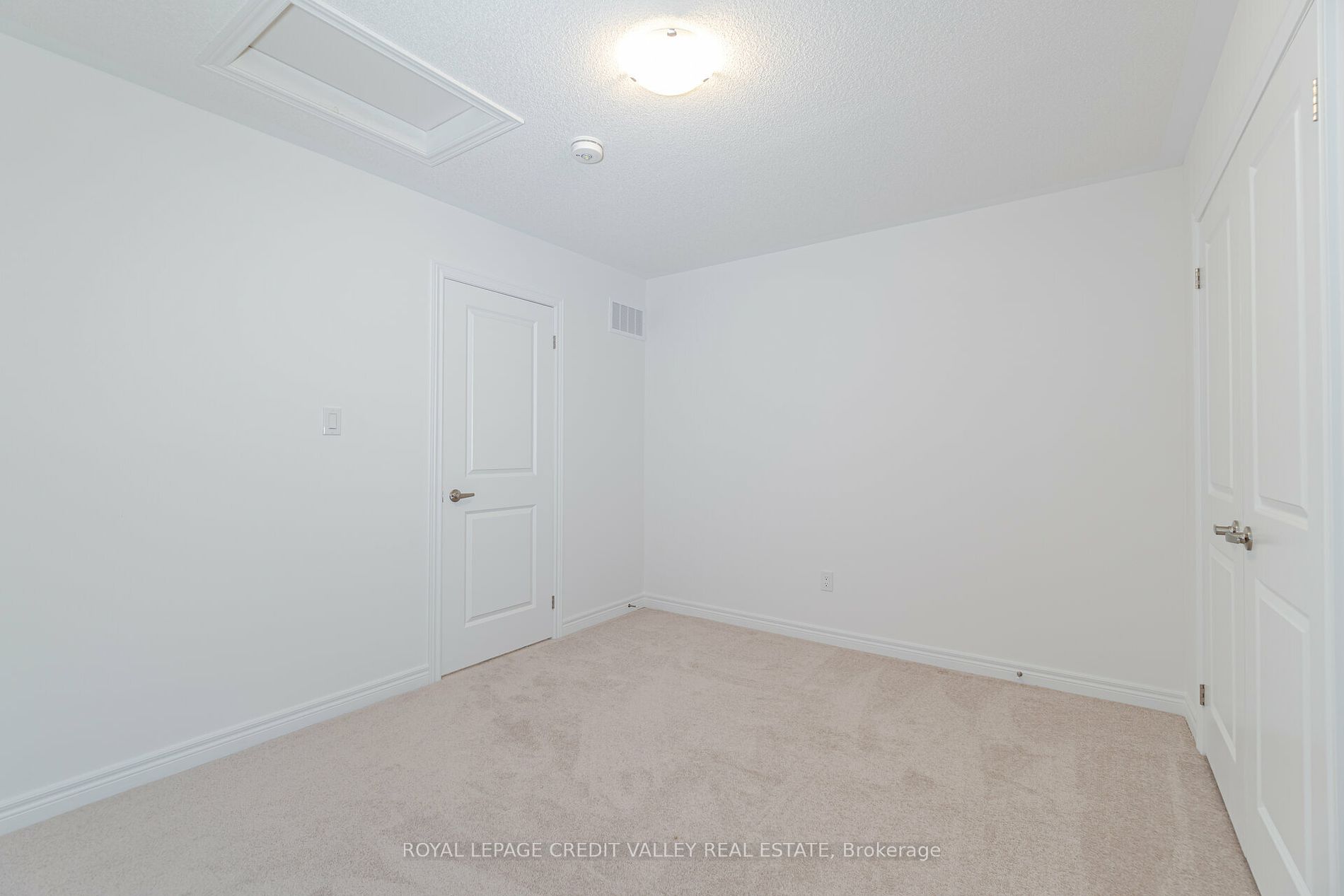 10 Abelia St, #6