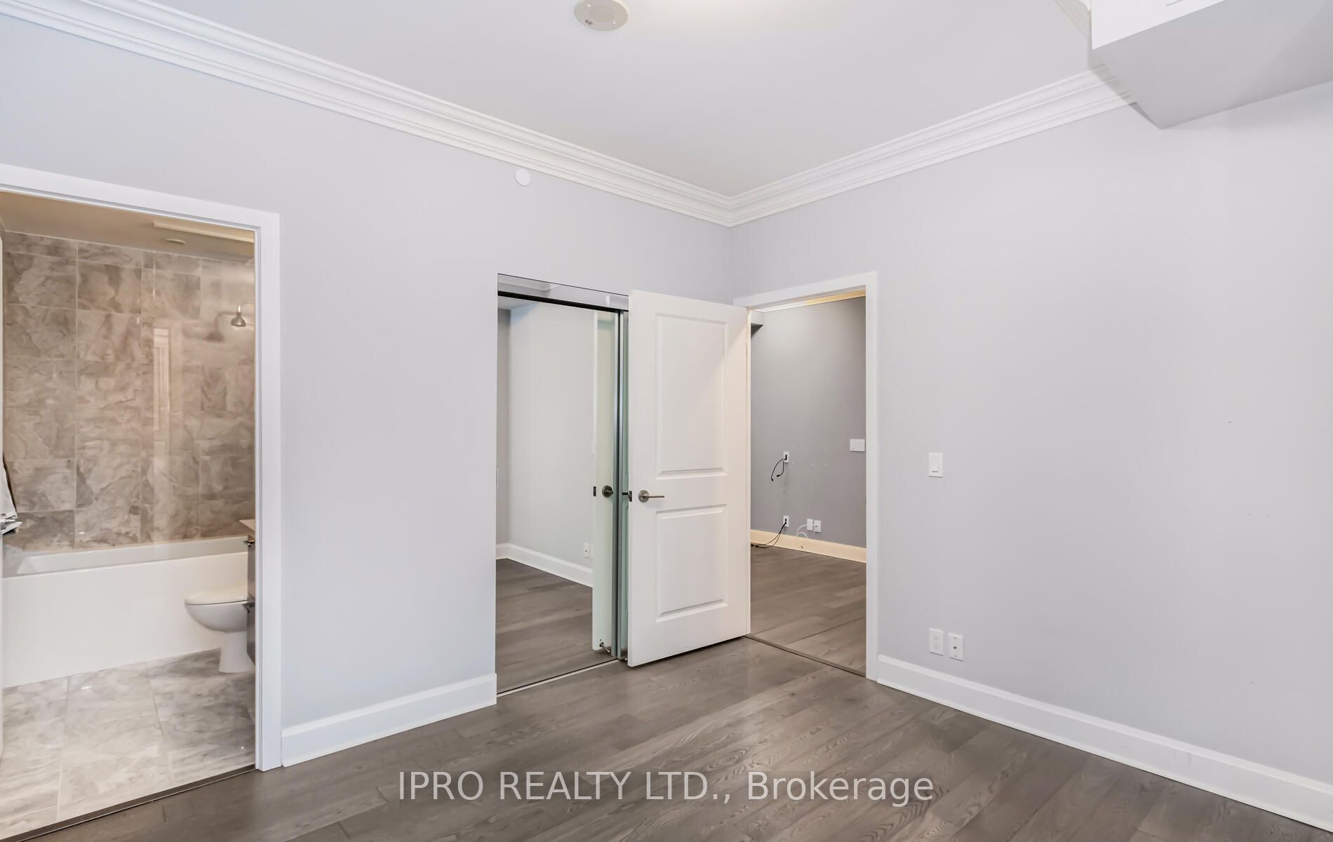 33 Shore Breeze Drive, #1110