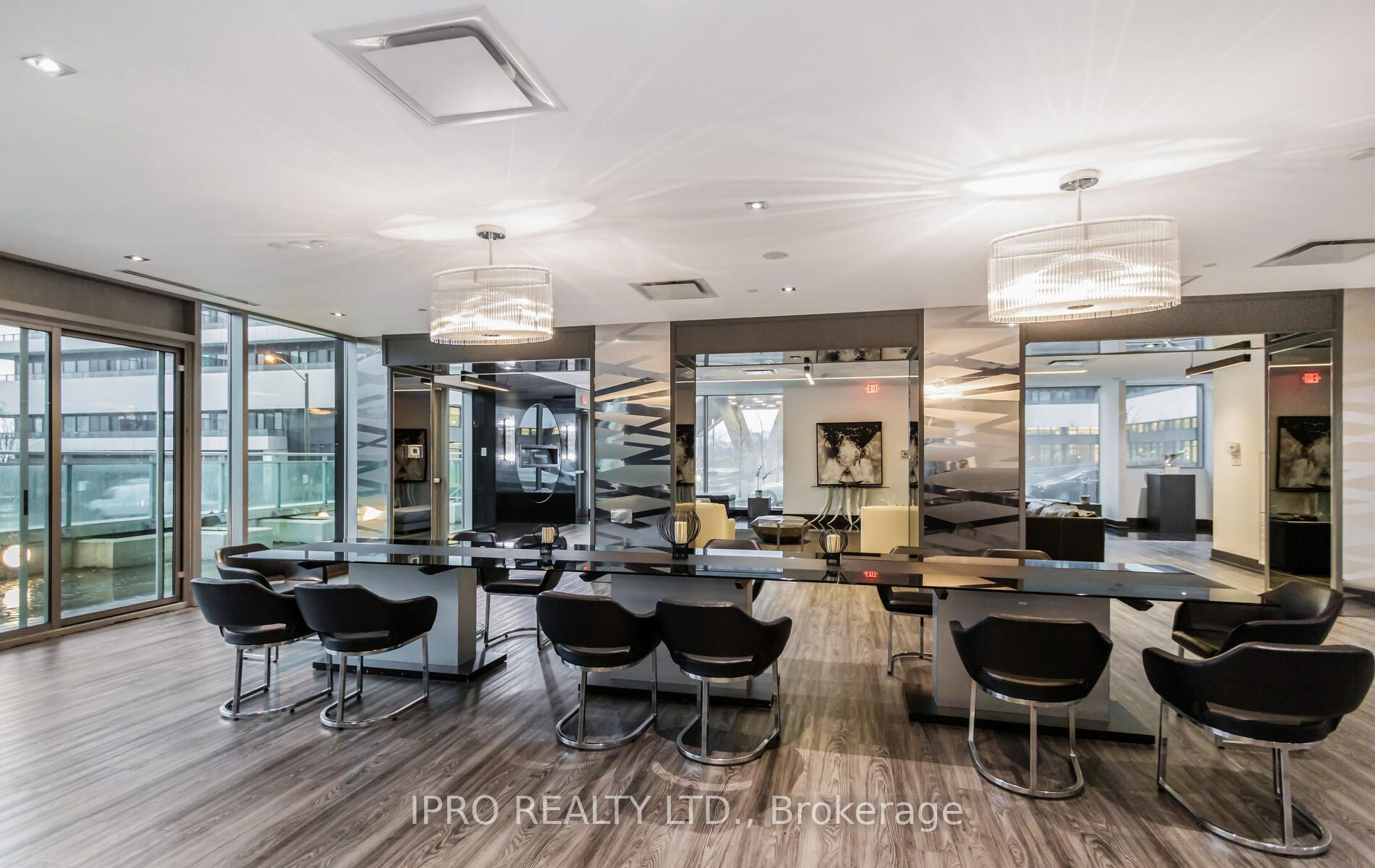 33 Shore Breeze Drive, #1110
