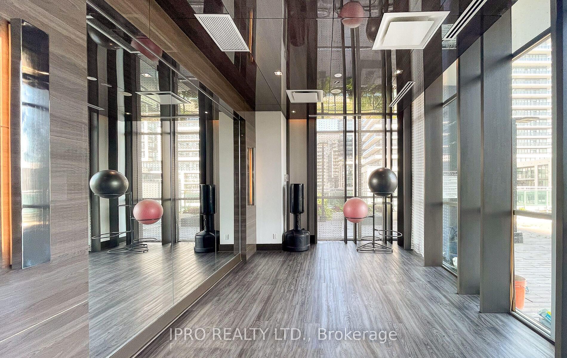 33 Shore Breeze Drive, #1110