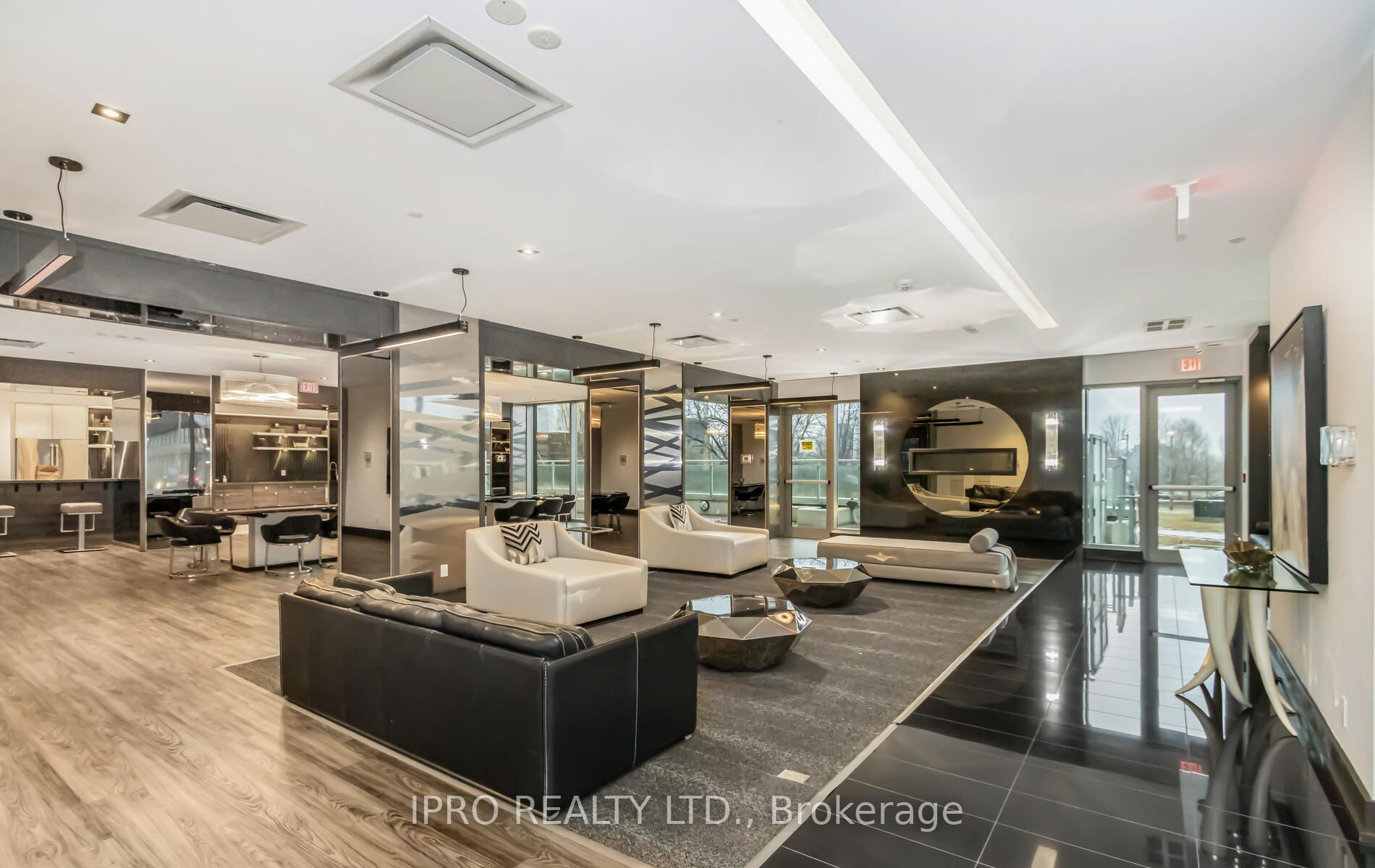 33 Shore Breeze Drive, #1110
