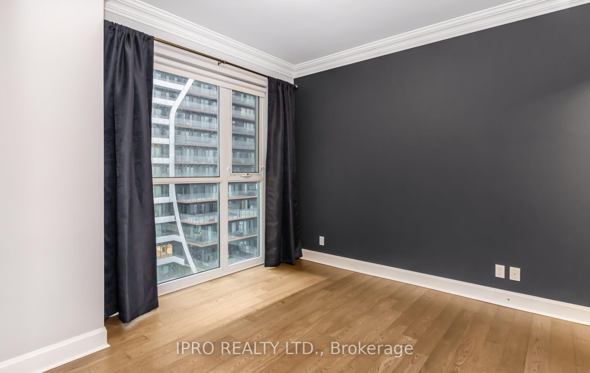 33 Shore Breeze Drive, #1110