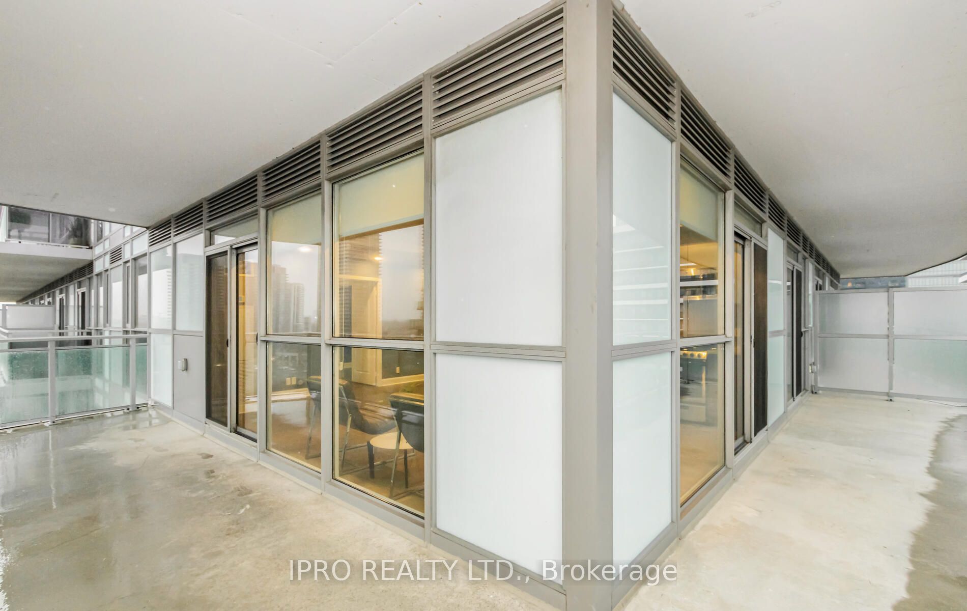 33 Shore Breeze Drive, #1110
