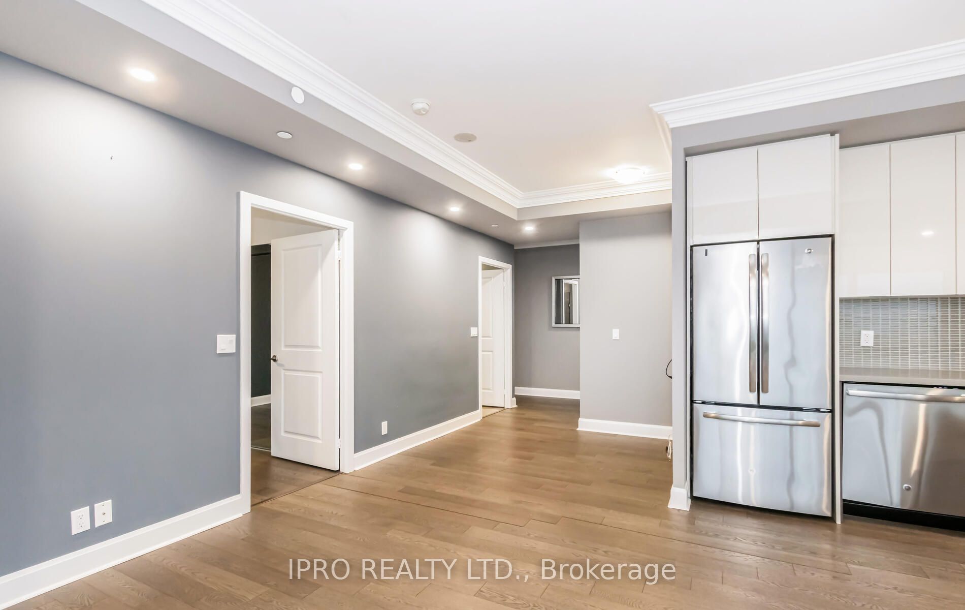 33 Shore Breeze Drive, #1110