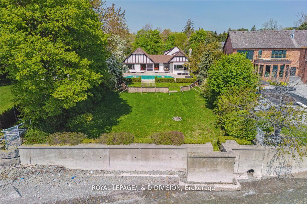 1588 Watersedge Road