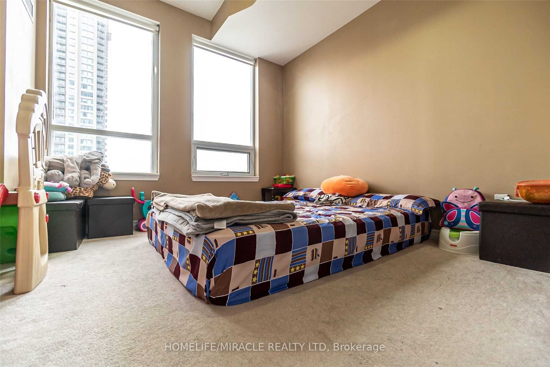 388 Prince Of Wales Drive, #807