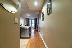 388 Prince Of Wales Drive, #807