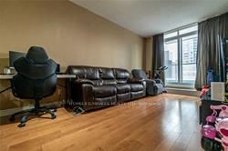 388 Prince Of Wales Drive, #807