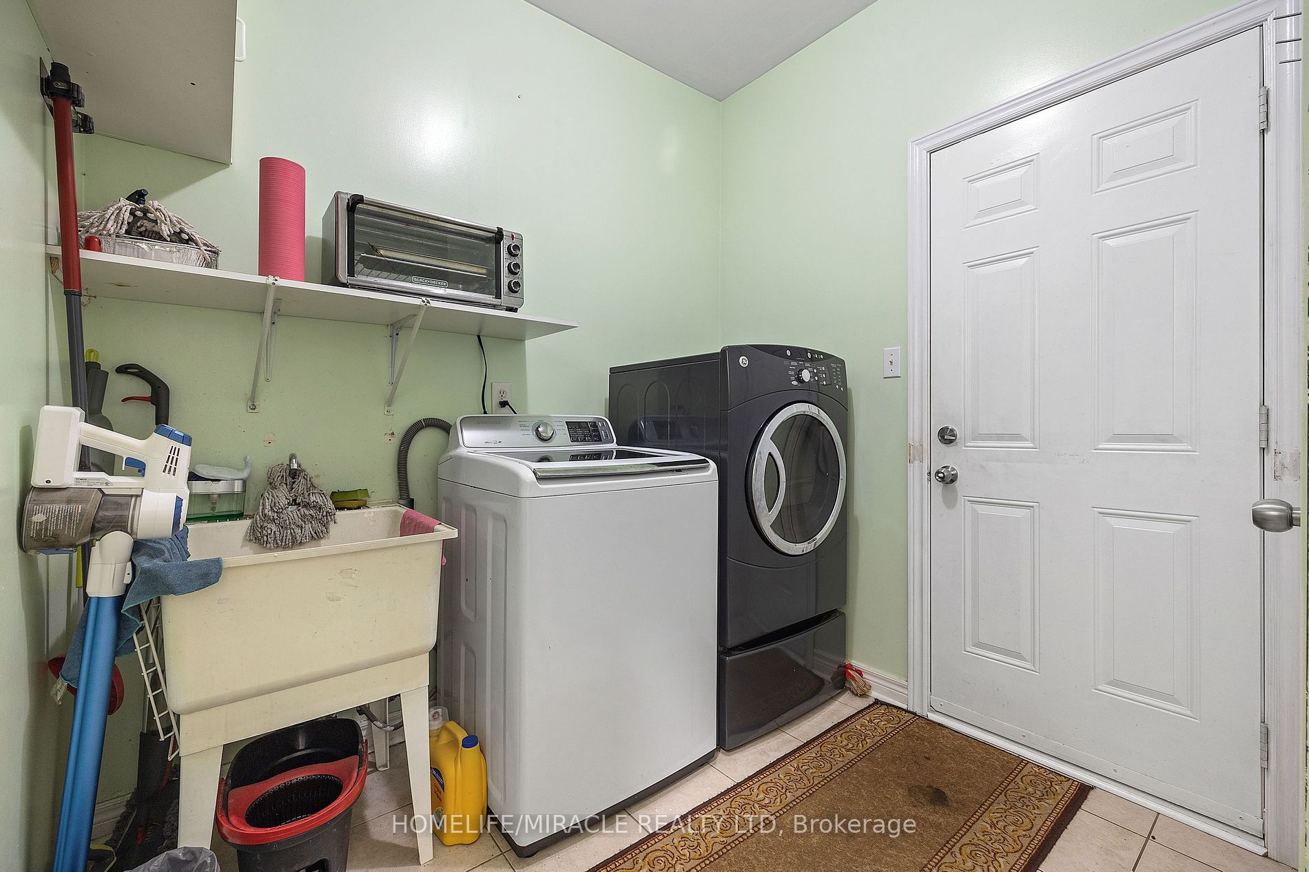 31 Game Creek Cres