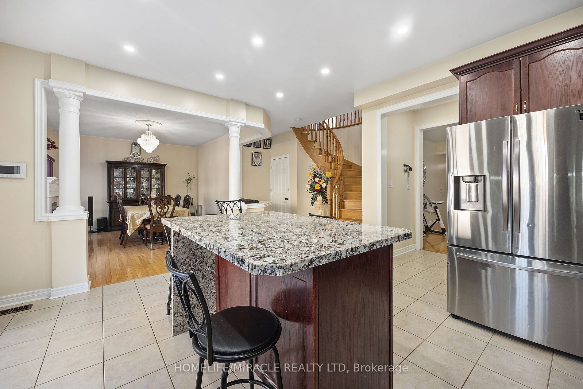 31 Game Creek Cres