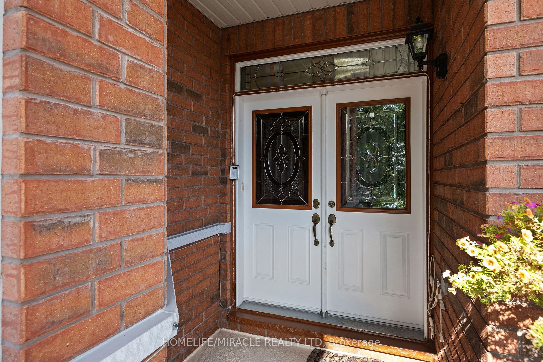 31 Game Creek Cres