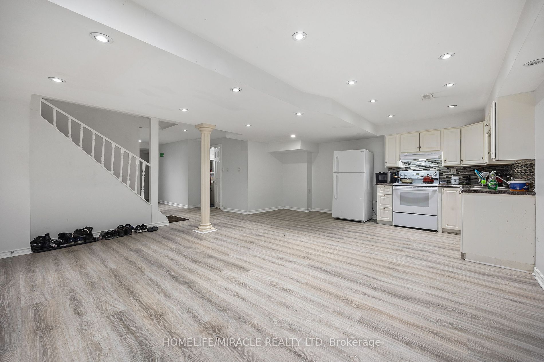 31 Game Creek Cres