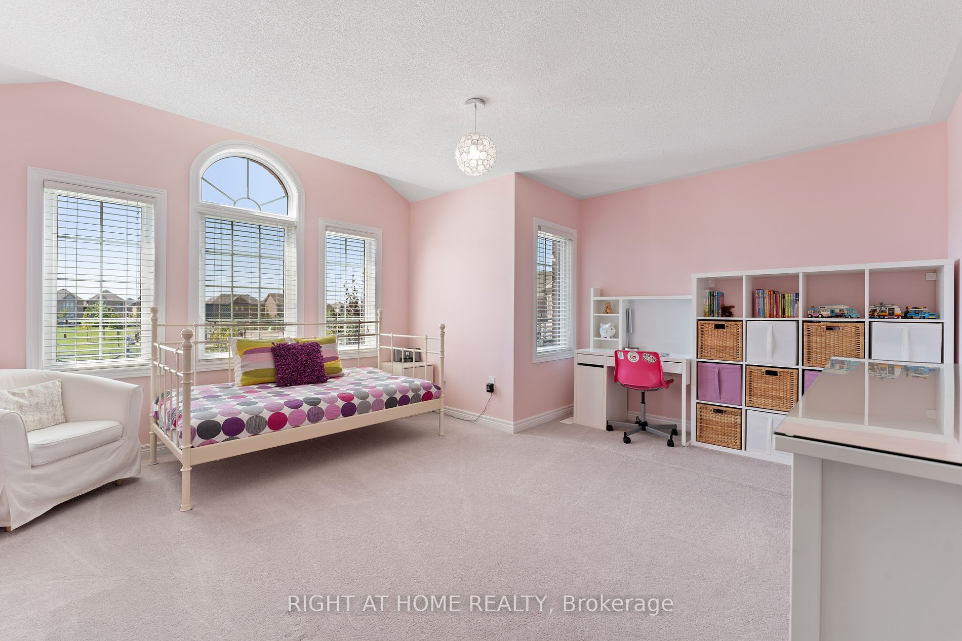 39 Heatherglen Dr