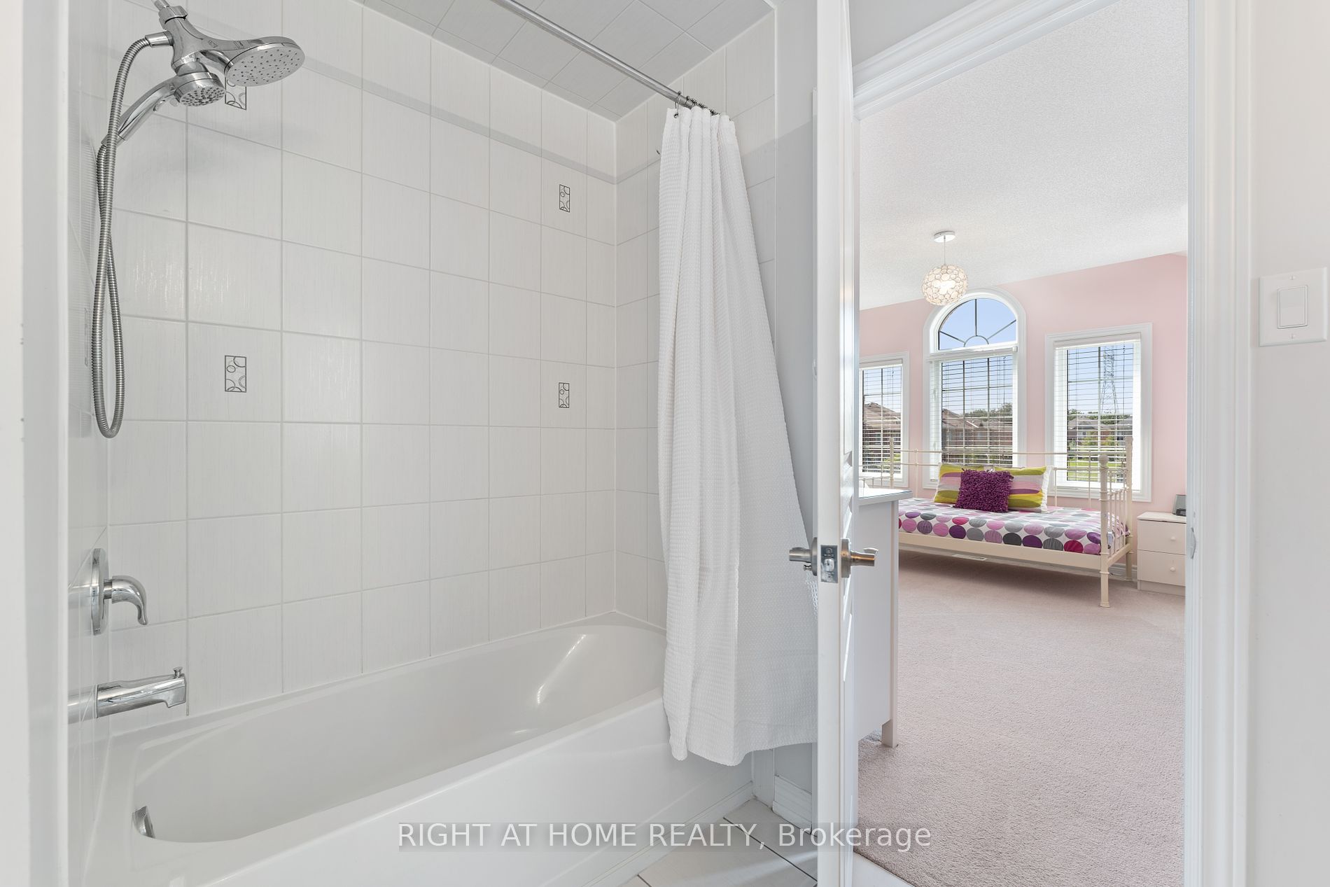 39 Heatherglen Dr