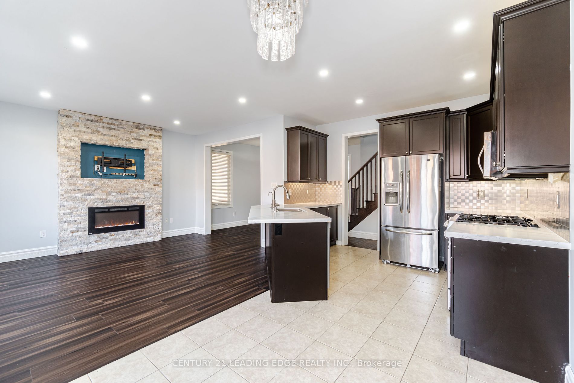 1051 Savoline Blvd