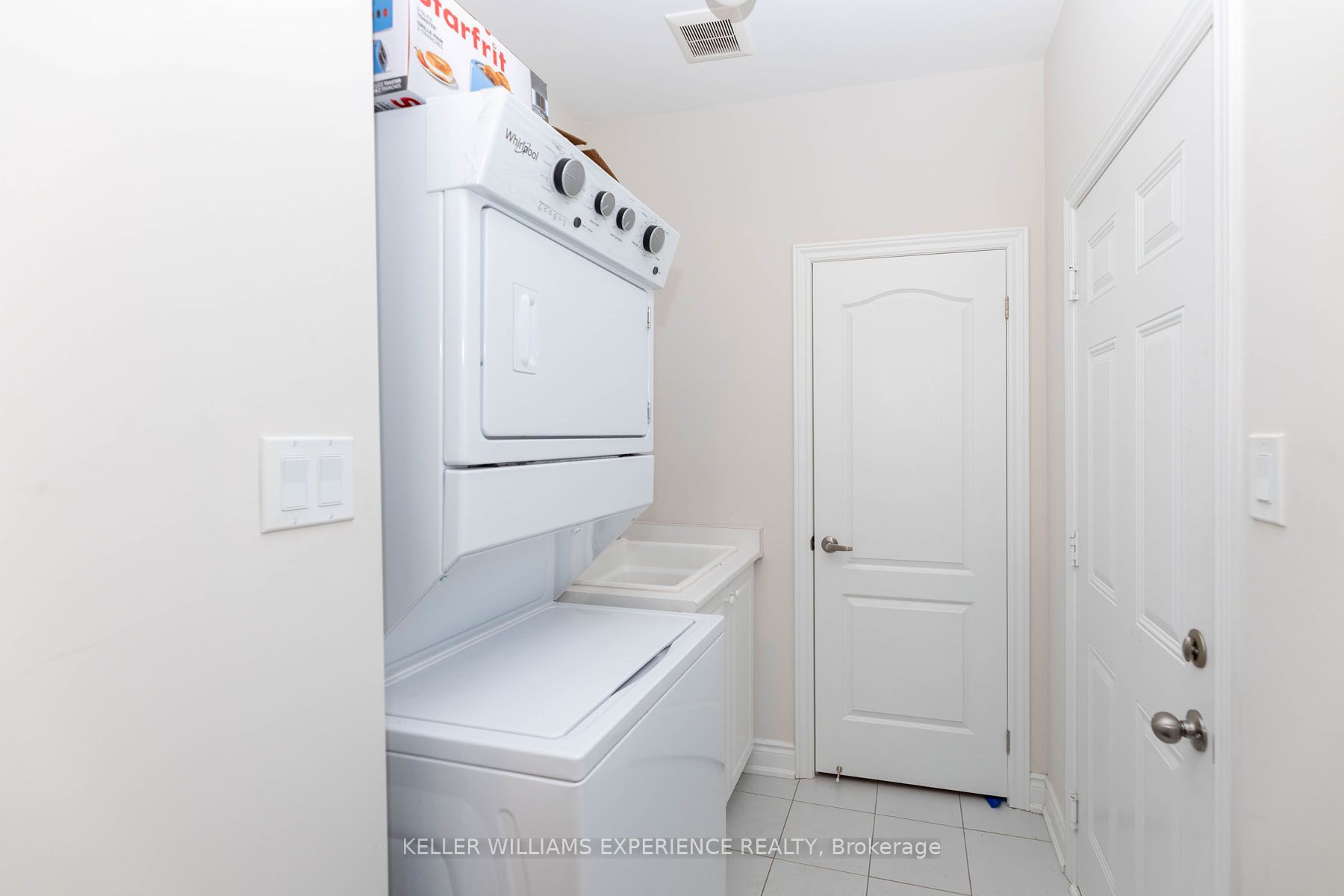 43 Spinland St