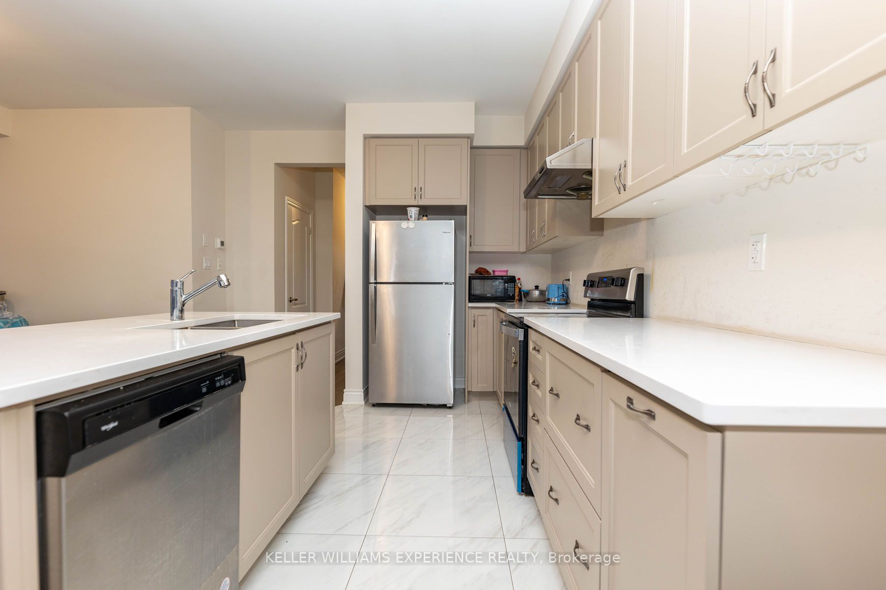 43 Spinland St