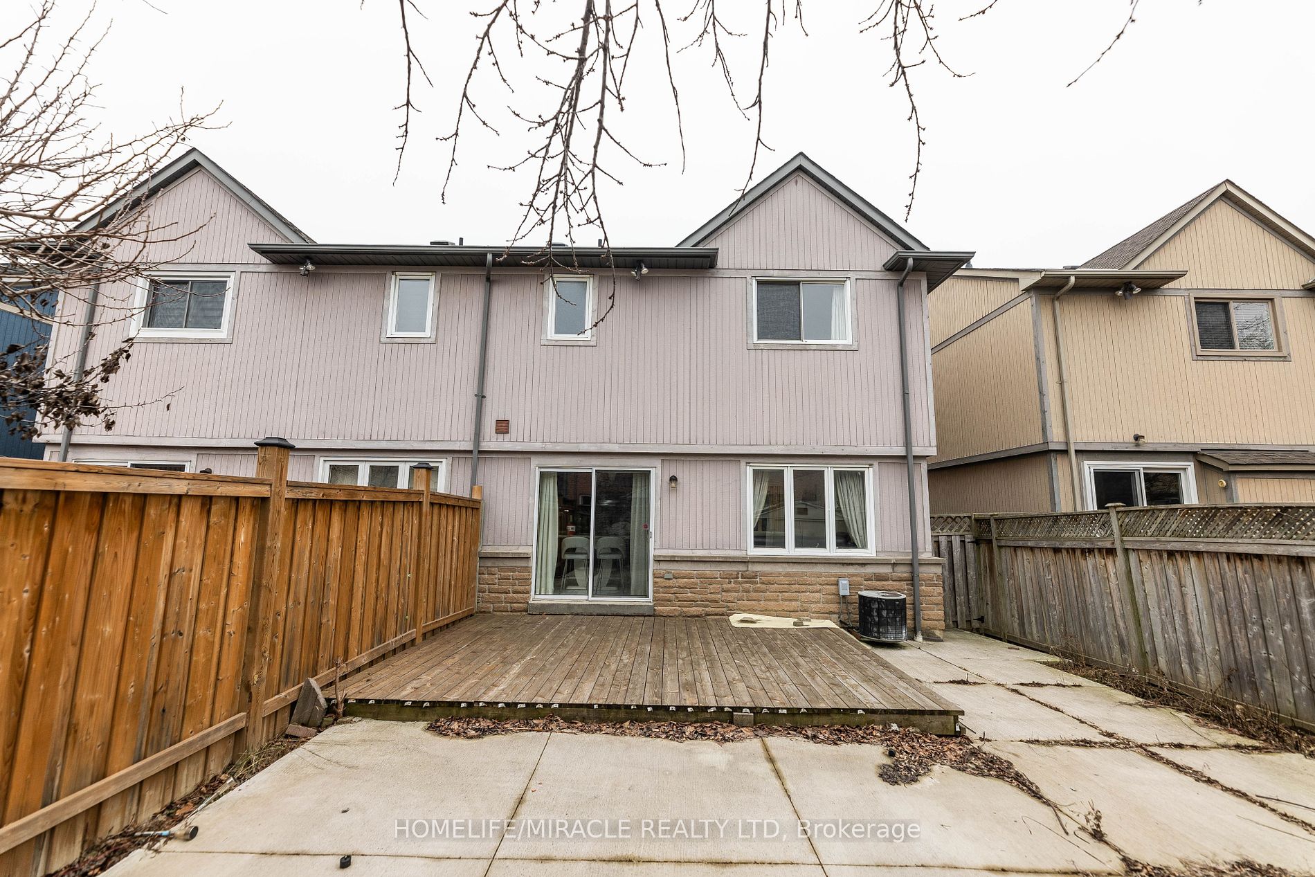 1823 Stevington Crescent