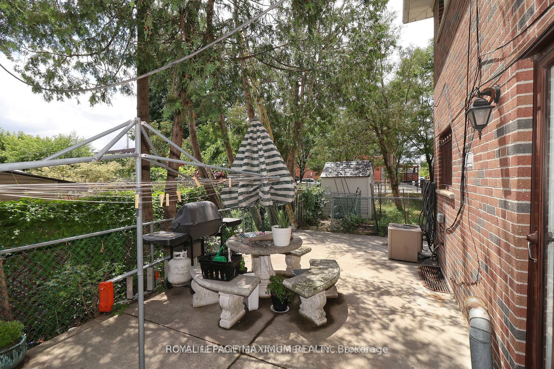 116 Elnathan Crescent