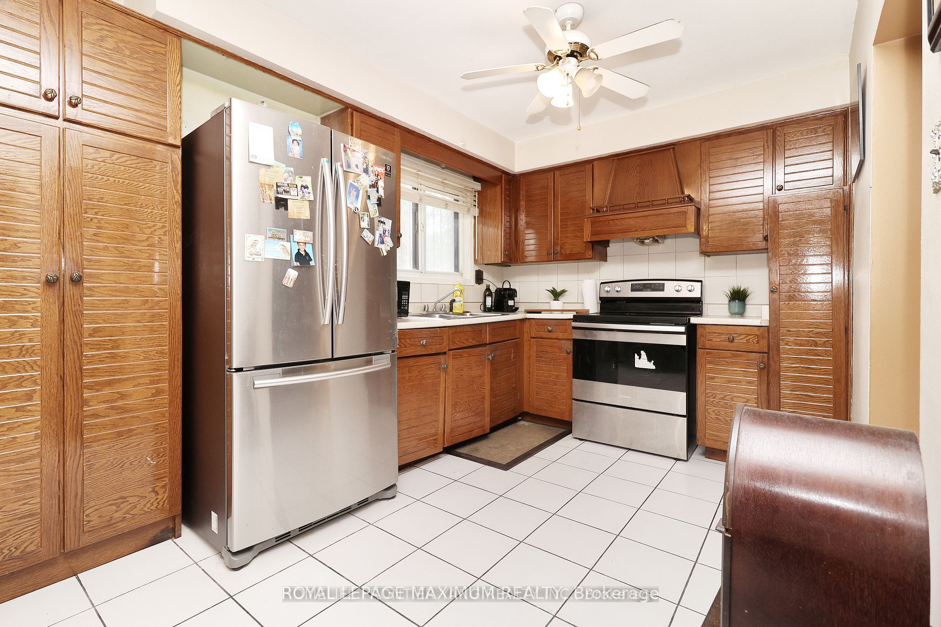 116 Elnathan Crescent