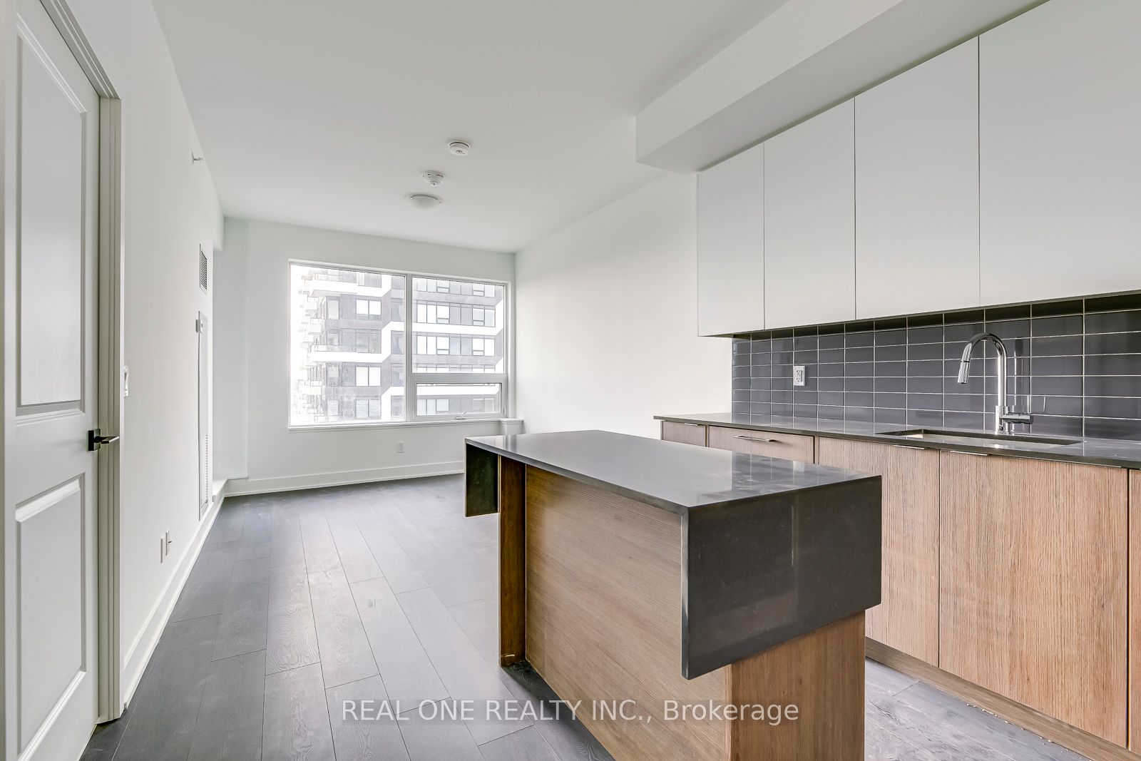 2489 Taunton Rd, #911