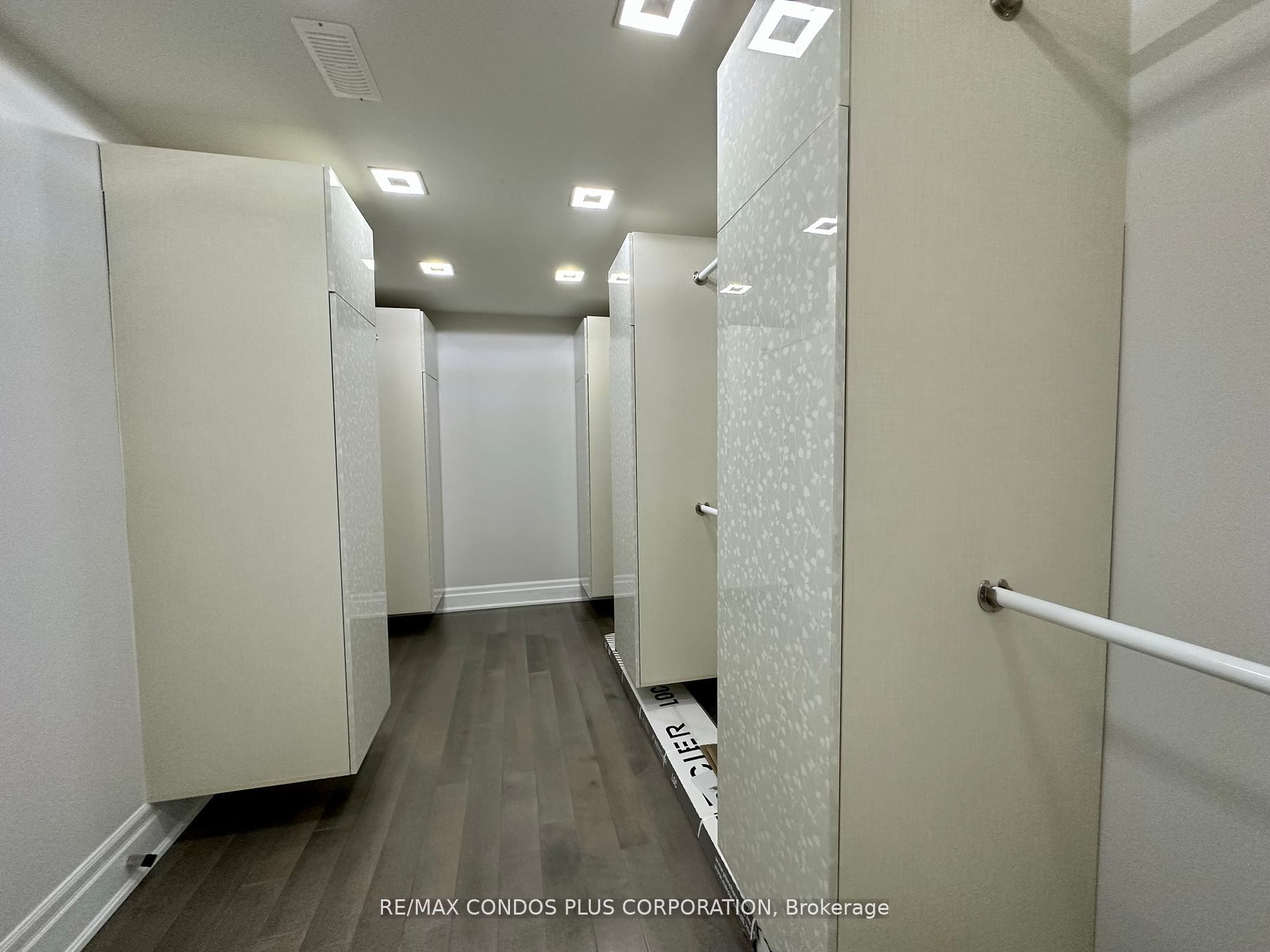 2045 Lake Shore Blvd W, #2904